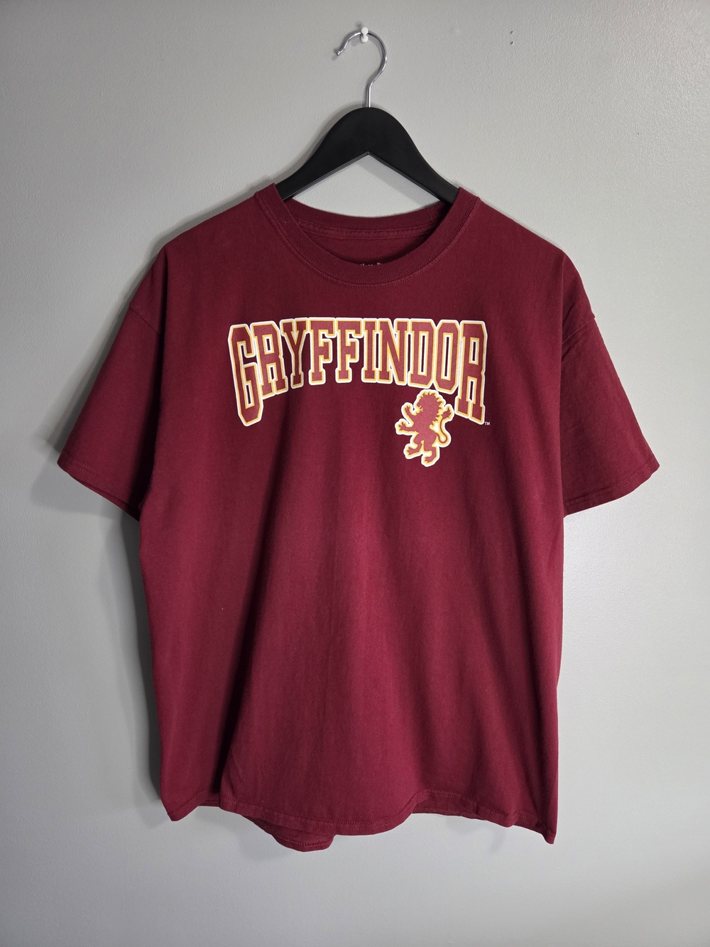 Harry Potter Wizarding World Gryffindor Graphic T-Shirt / XL / Maroon